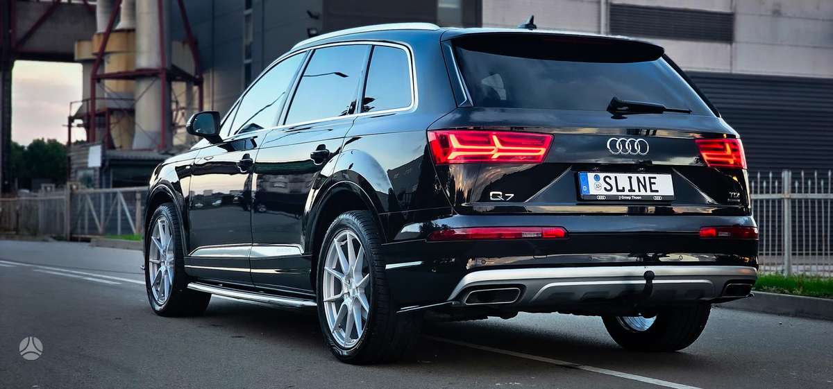 Audi Q7 - 6