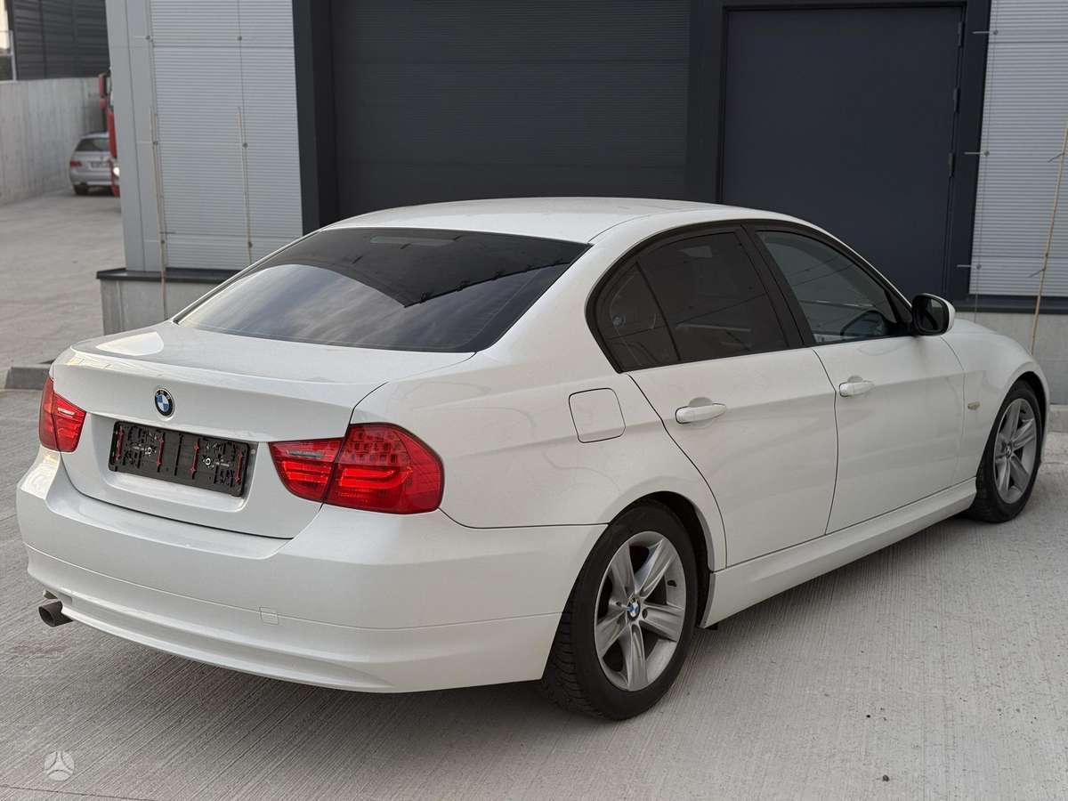 BMW 318, 2.0 l., wagon