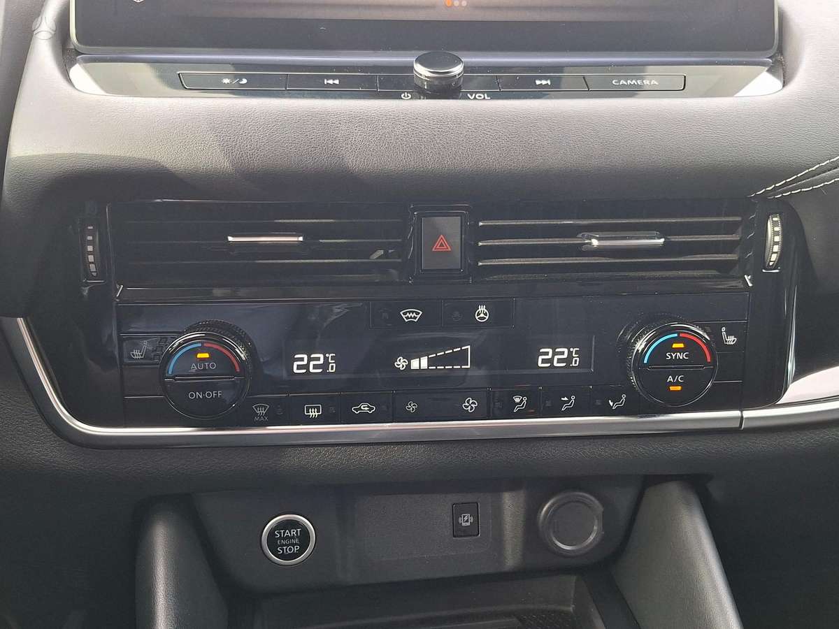 Nissan Qashqai - 12