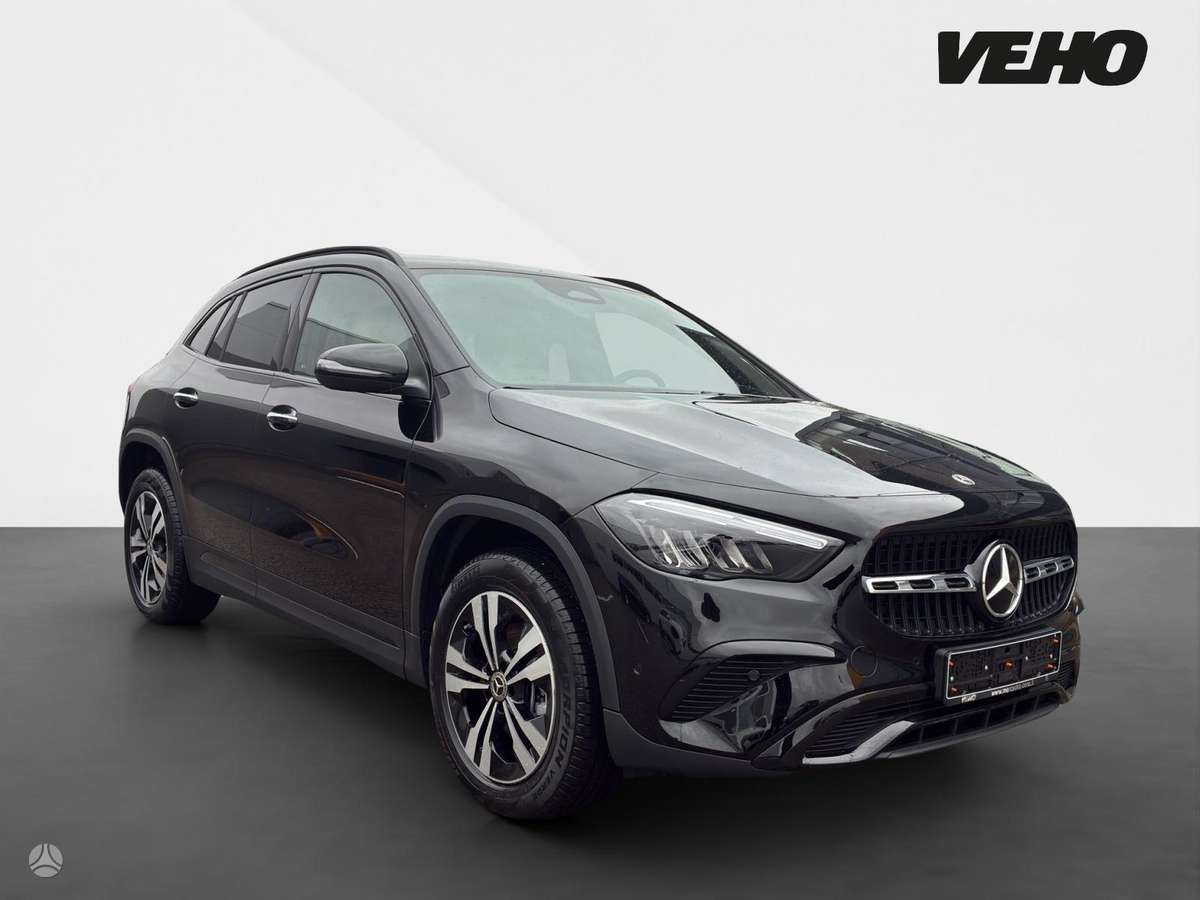 Mercedes-Benz GLA180 - 7