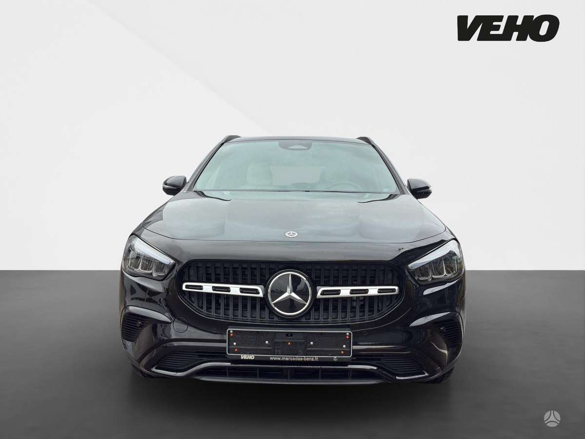Mercedes-Benz GLA180 - 8