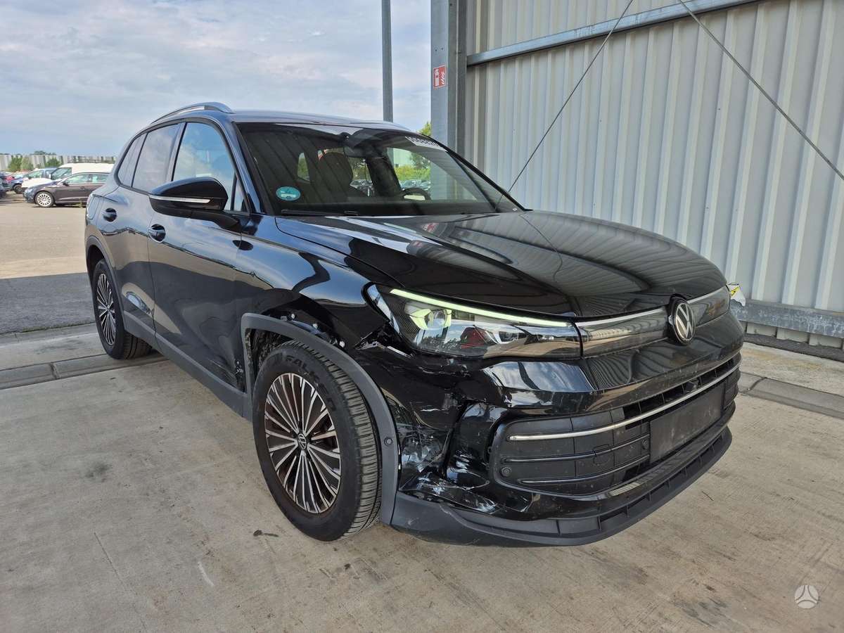 Volkswagen Tiguan - 6