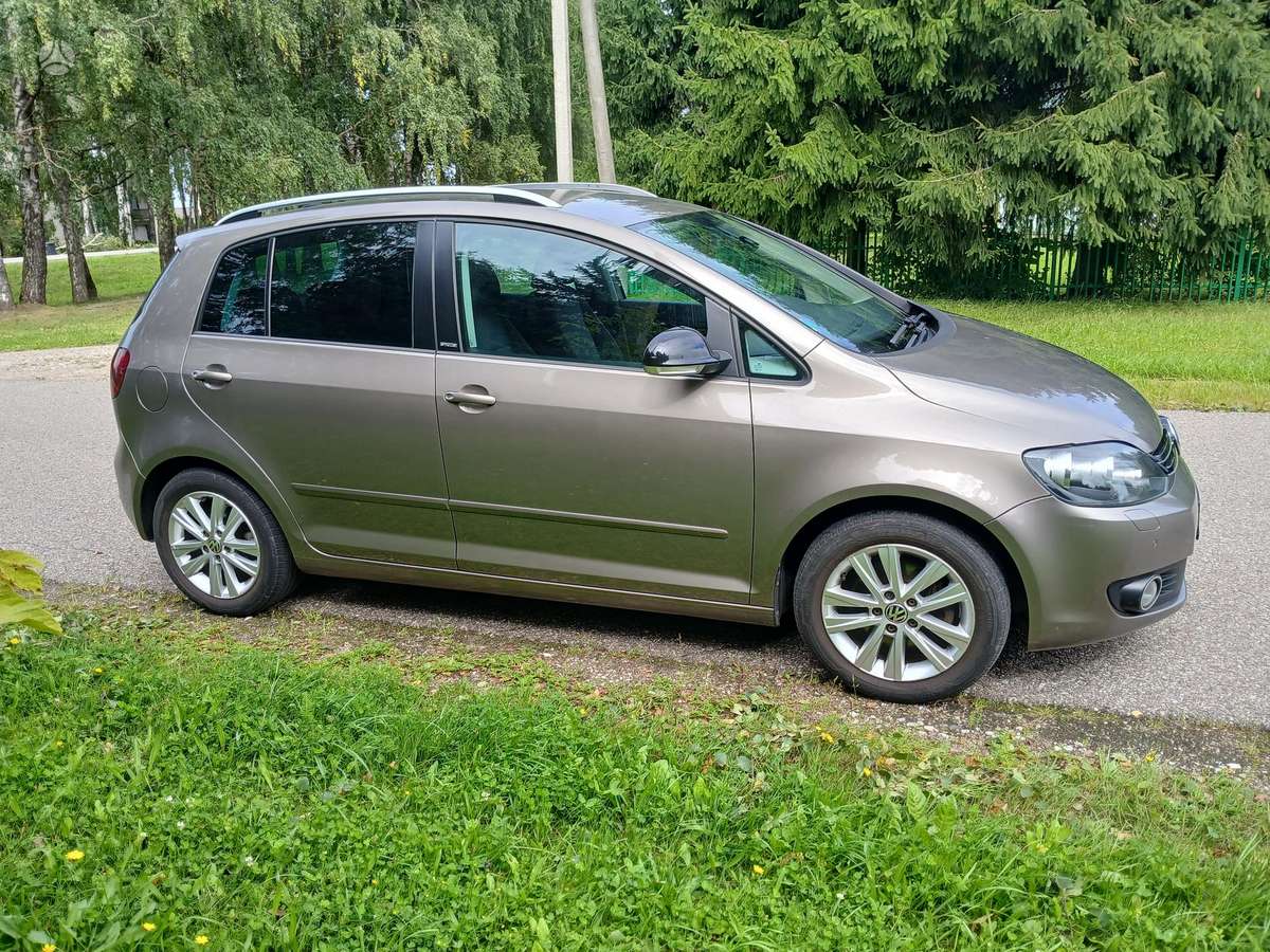 Volkswagen Golf Plus - 12