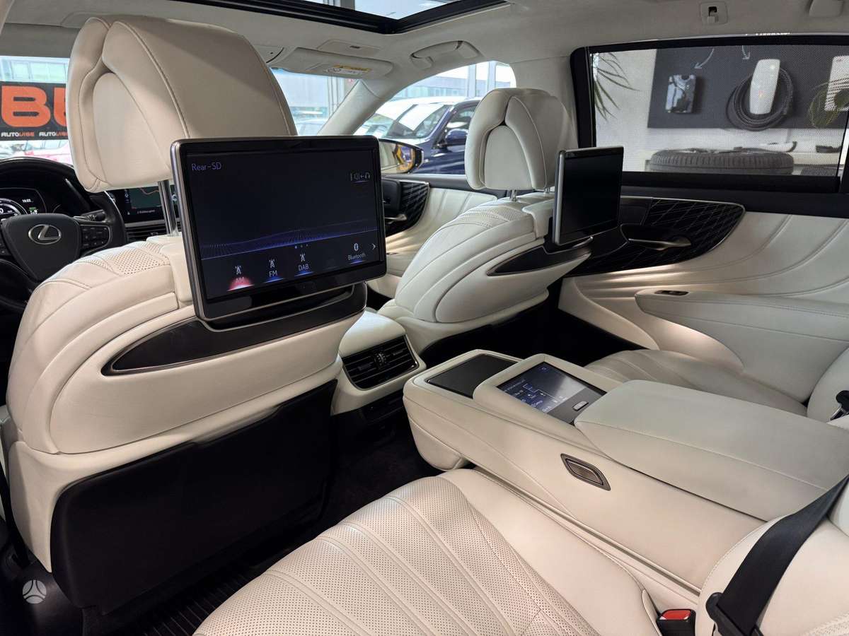 Lexus LS 500h - 9