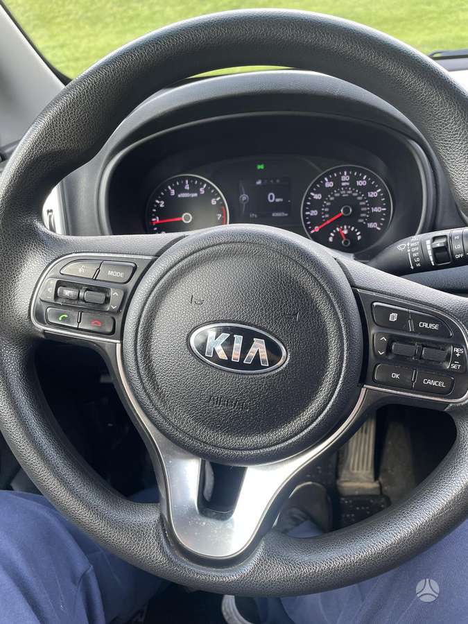 KIA Sportage - 8