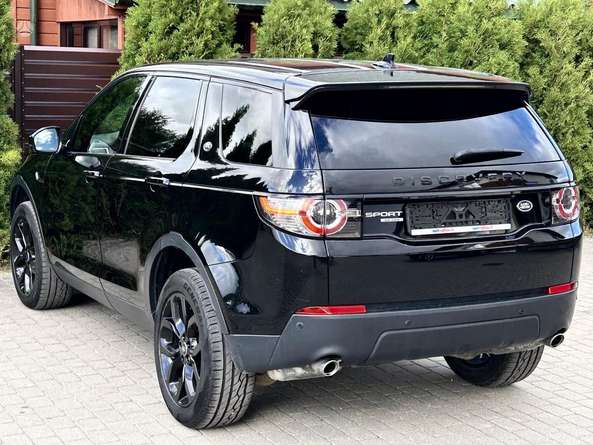 Land Rover Discovery Sport - 8