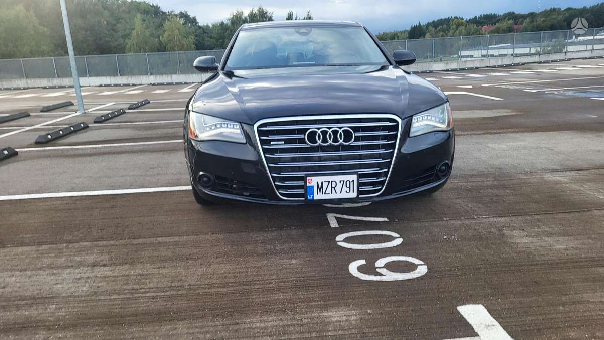 Audi A8 L, 3.0 l., Седан
