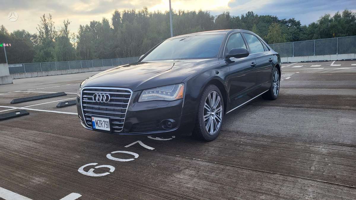 Audi A8 L, 3.0 l., Седан