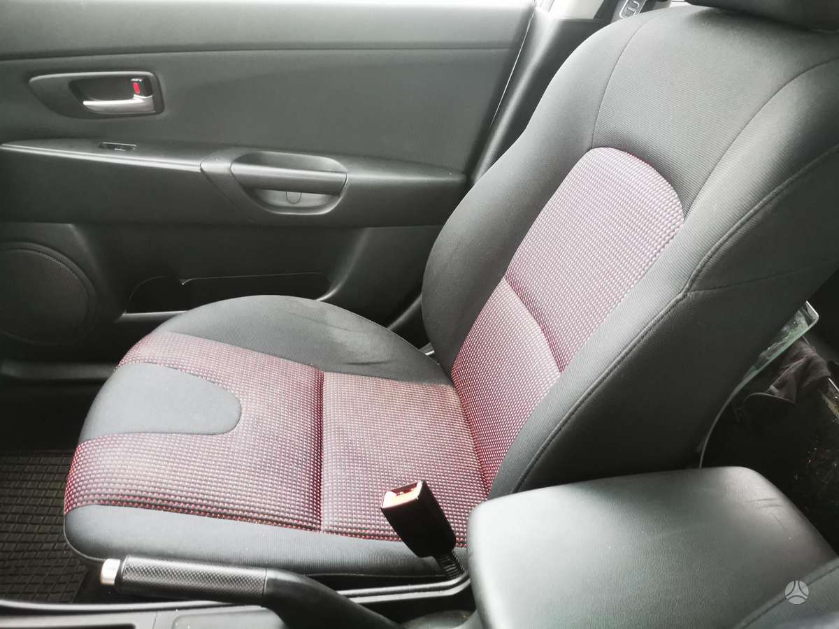 Mazda 3 - 5