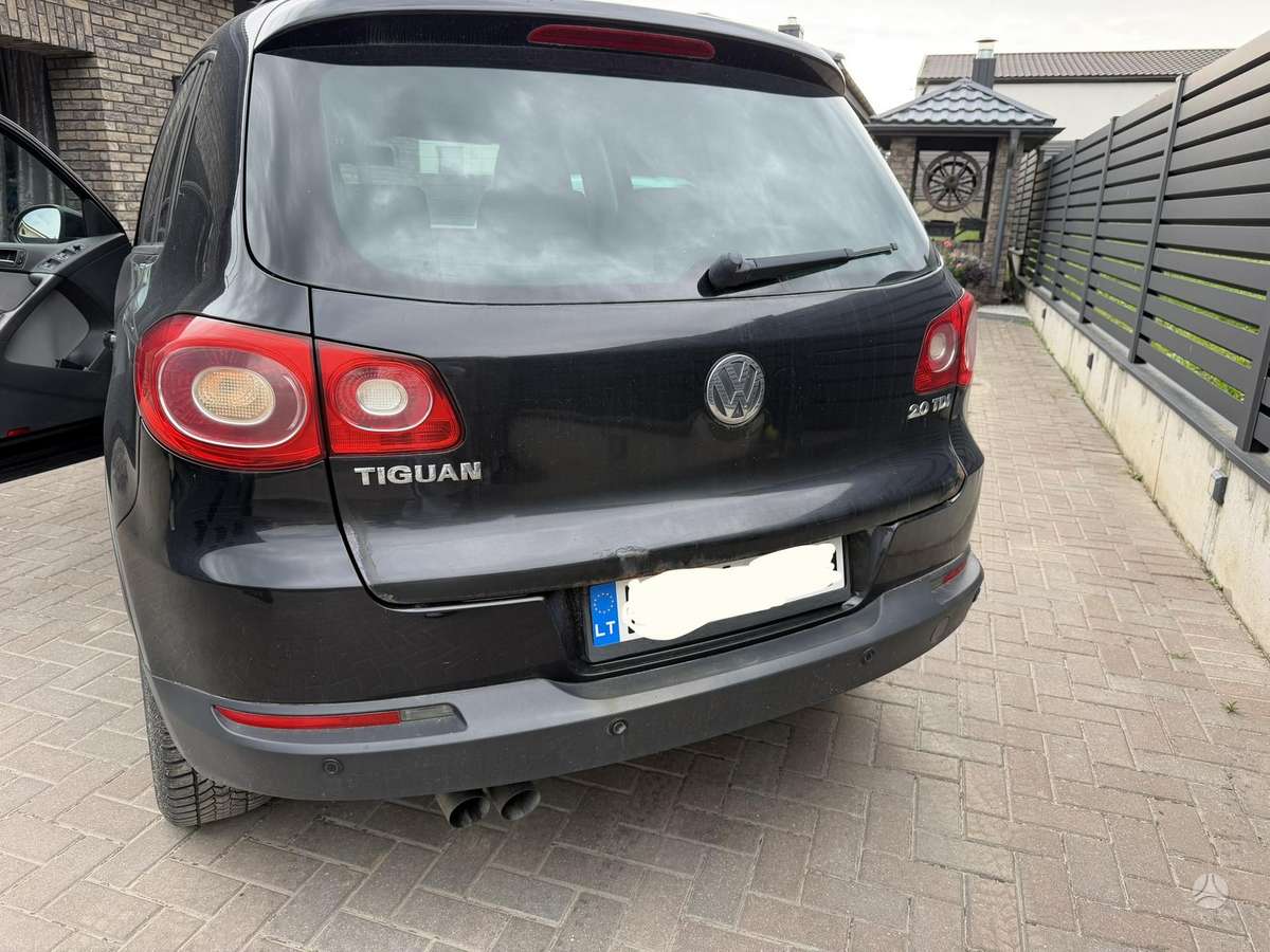 Volkswagen Tiguan - 4