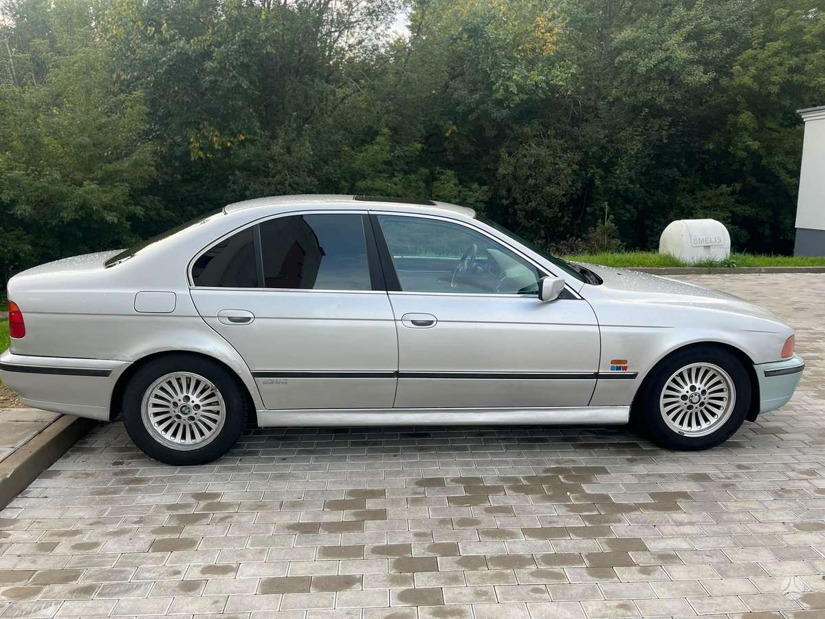 BMW 530 - 5