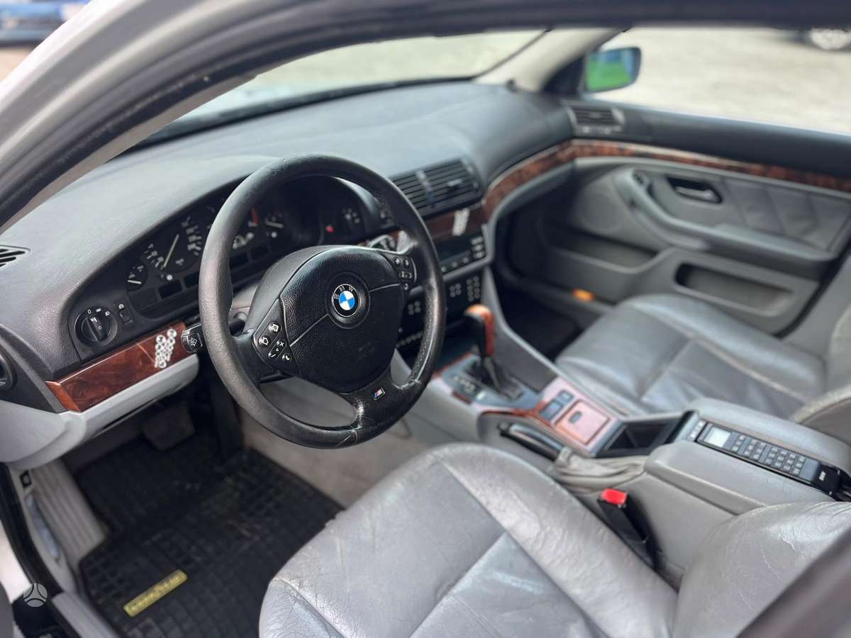 BMW 530 - 8