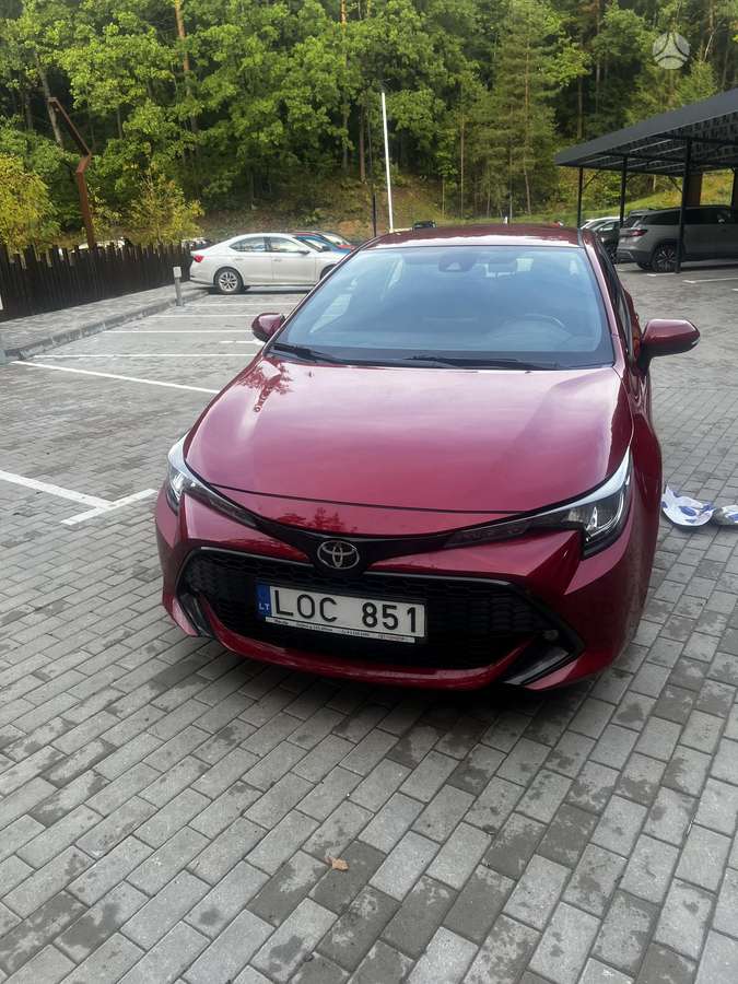 Toyota Corolla - 1