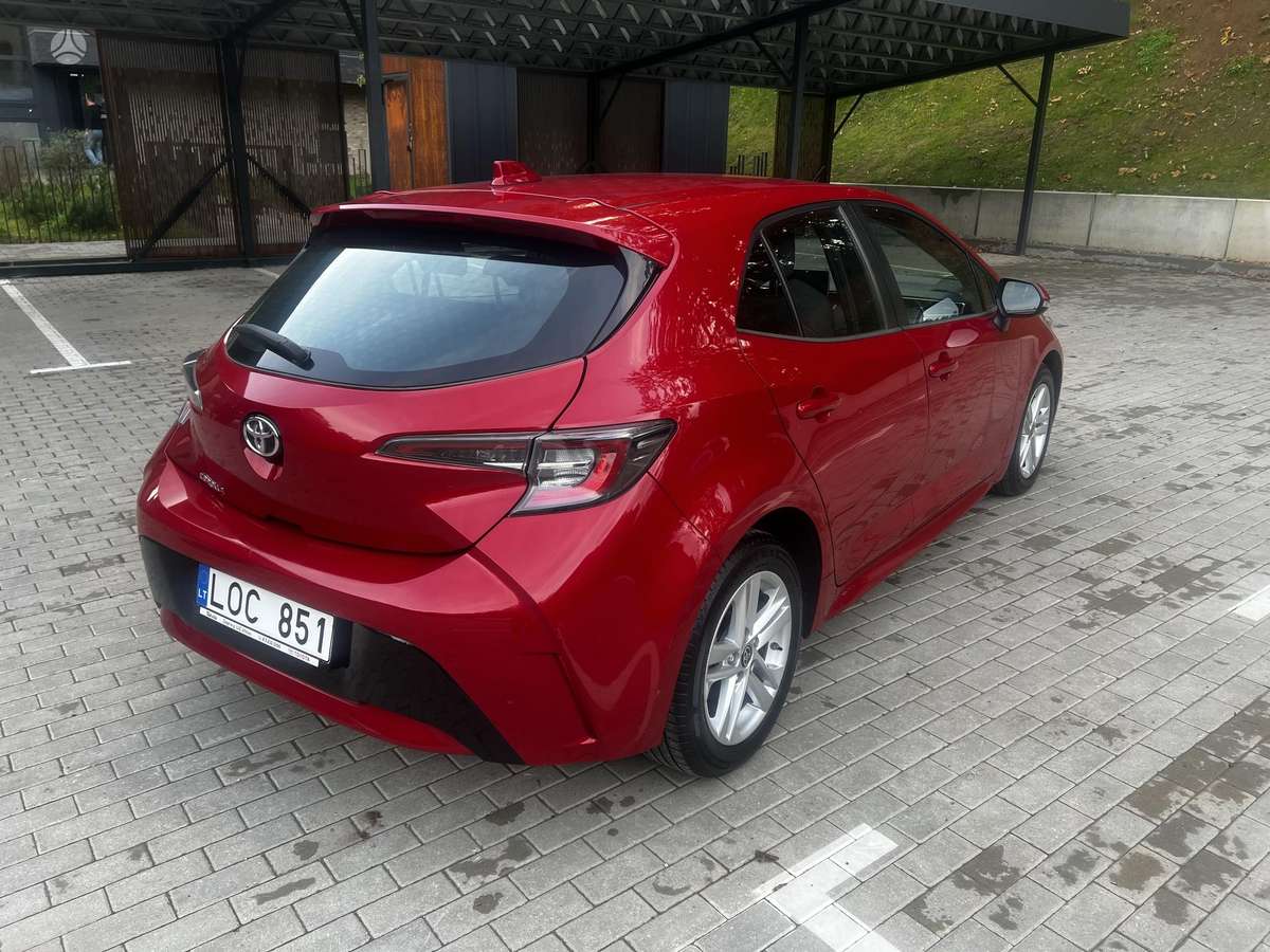 Toyota Corolla - 4