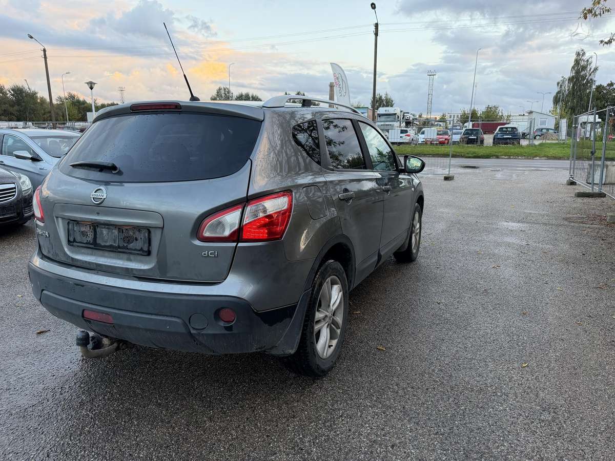 Nissan Qashqai - 5