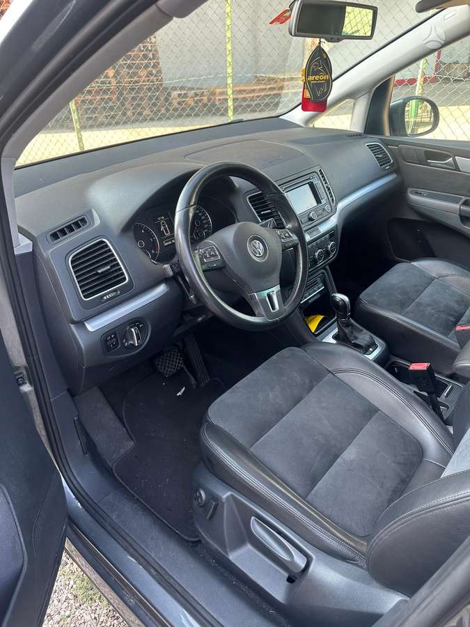 Volkswagen Sharan - 3