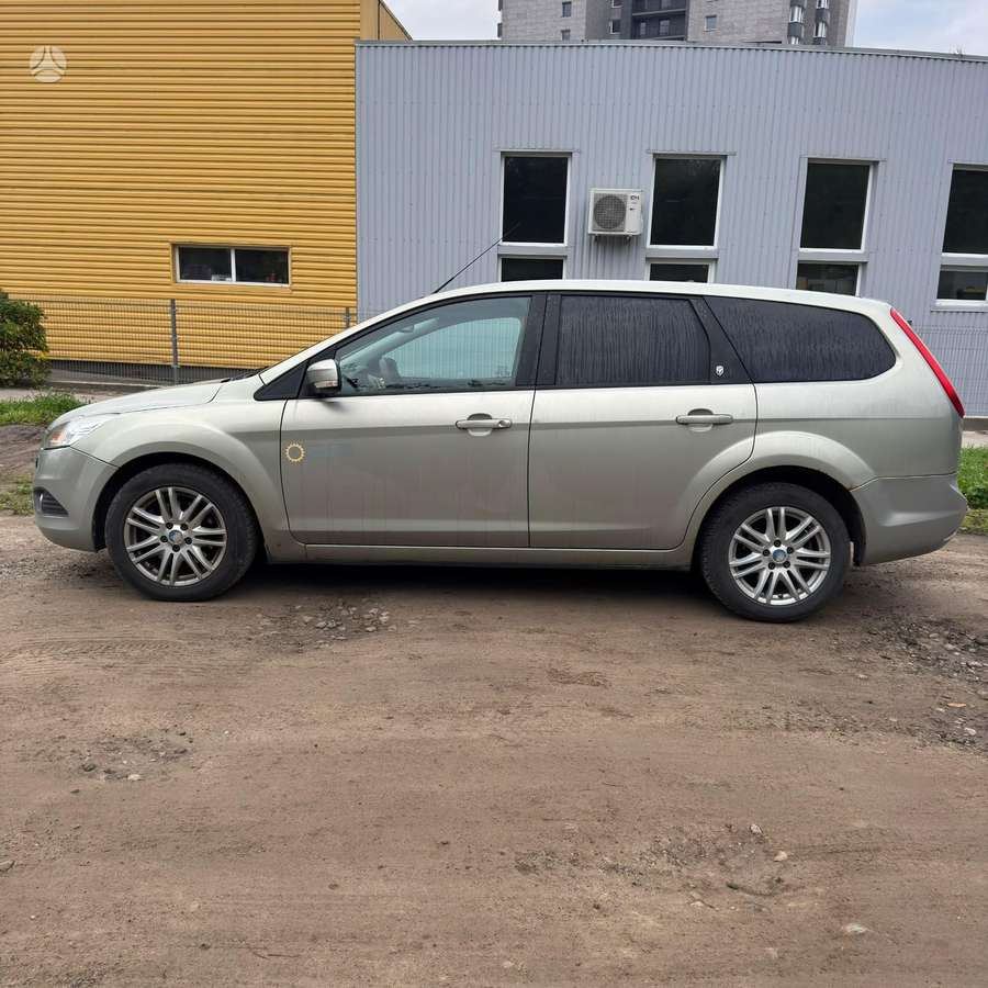 Ford Focus - 6
