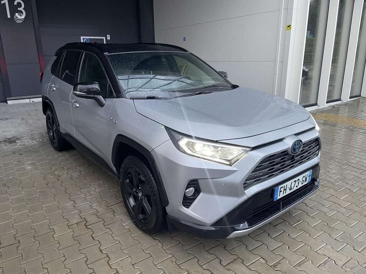 Toyota RAV4 - 9