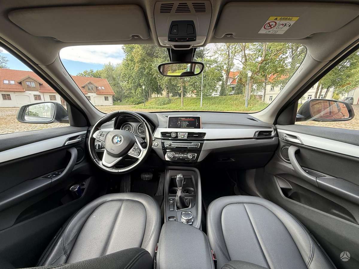 BMW X1 - 8