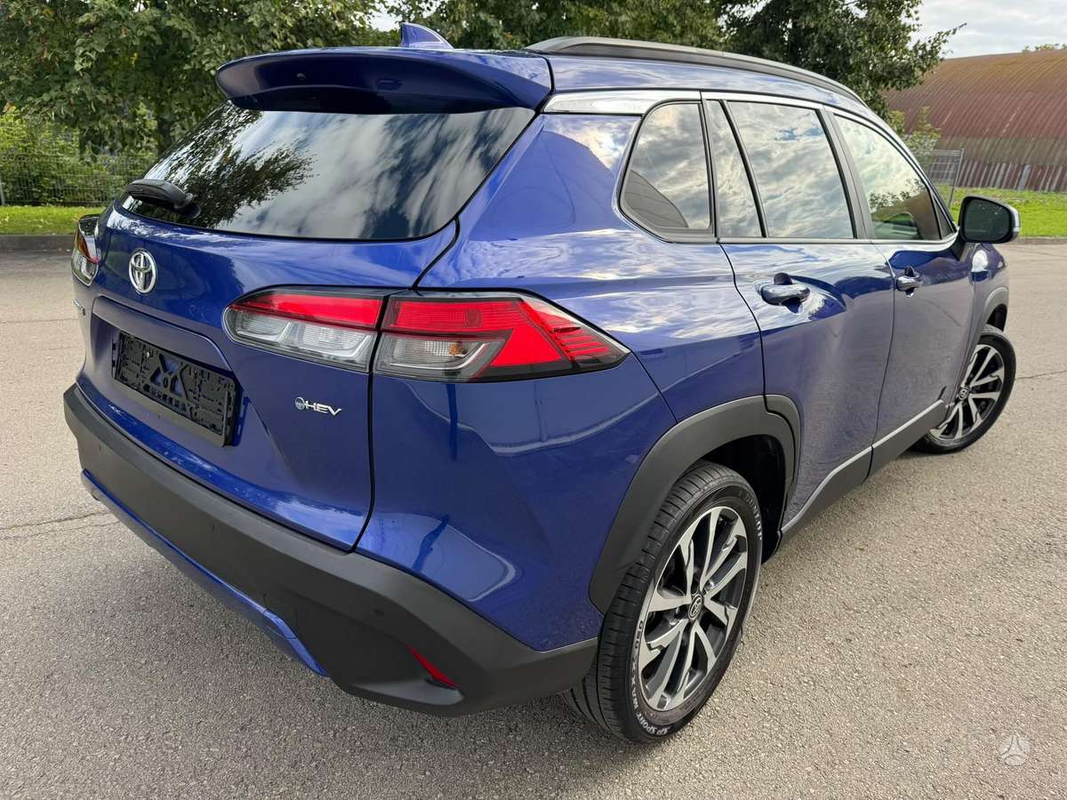 Toyota Corolla Cross - 8
