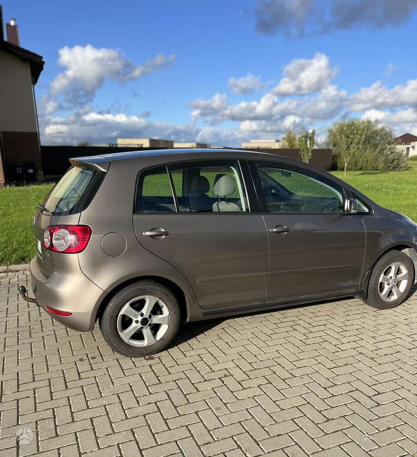 Volkswagen Golf Plus - 5