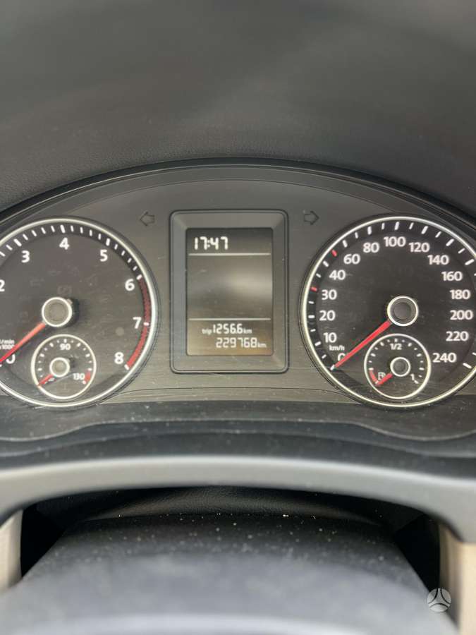 Volkswagen Golf Plus - 11
