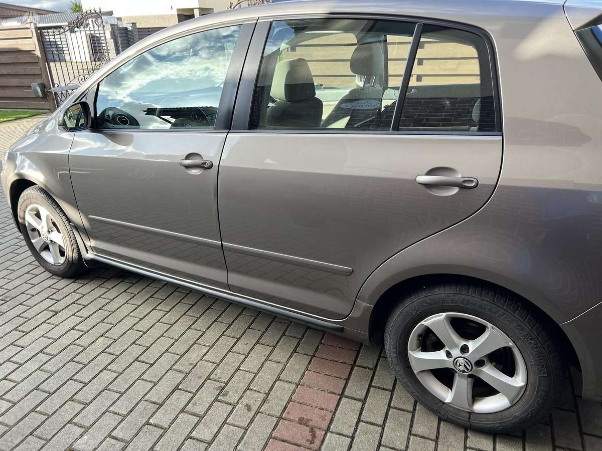 Volkswagen Golf Plus, 1.2 l., hatchback