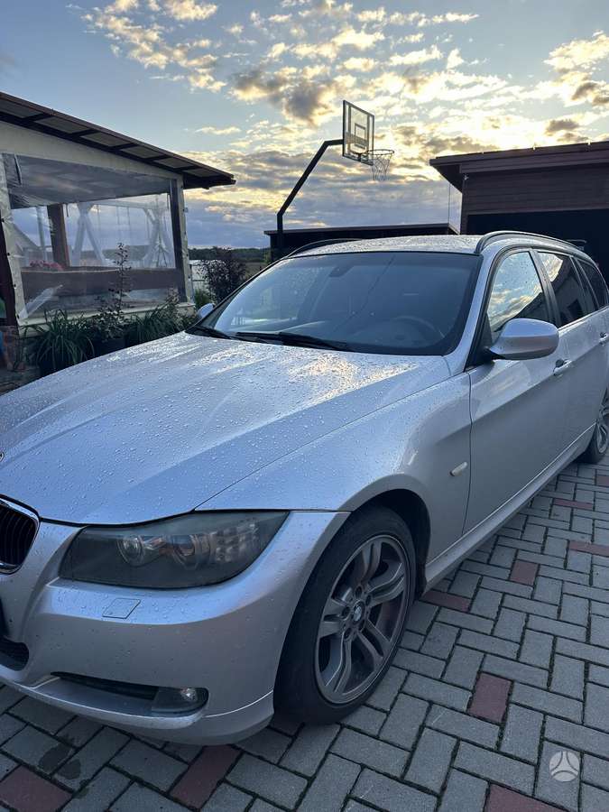 BMW 320 - 2