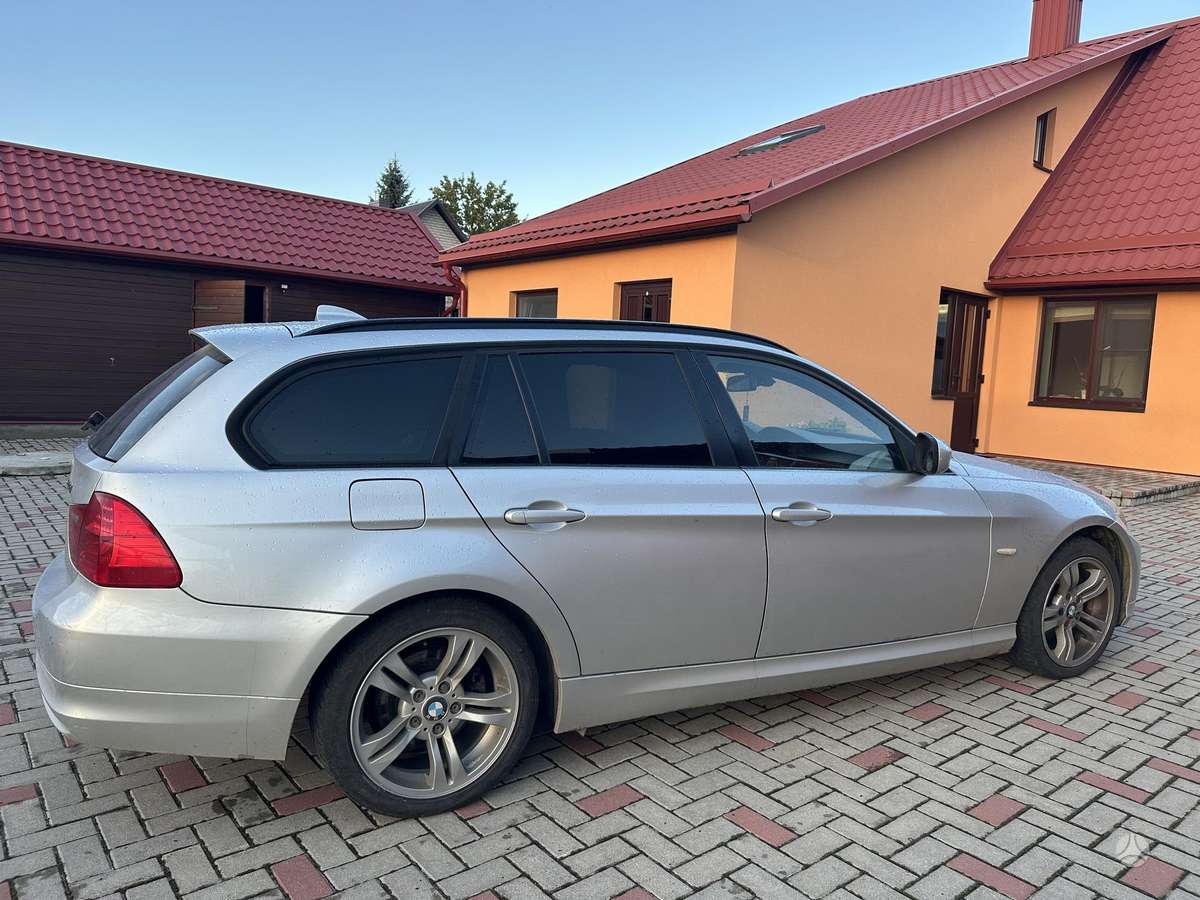 BMW 320 - 3