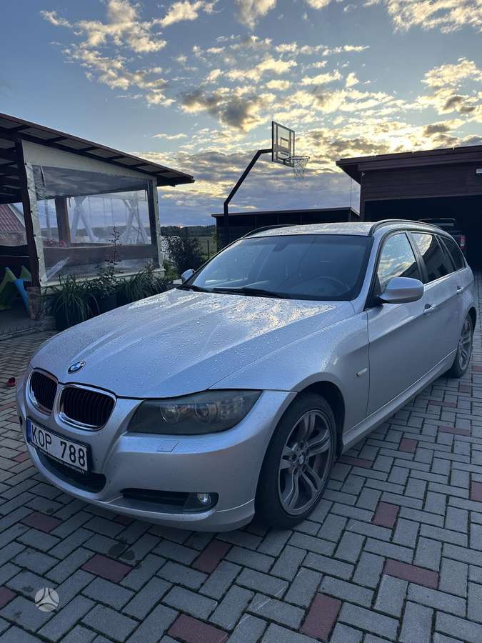BMW 320, 2.0 l., wagon