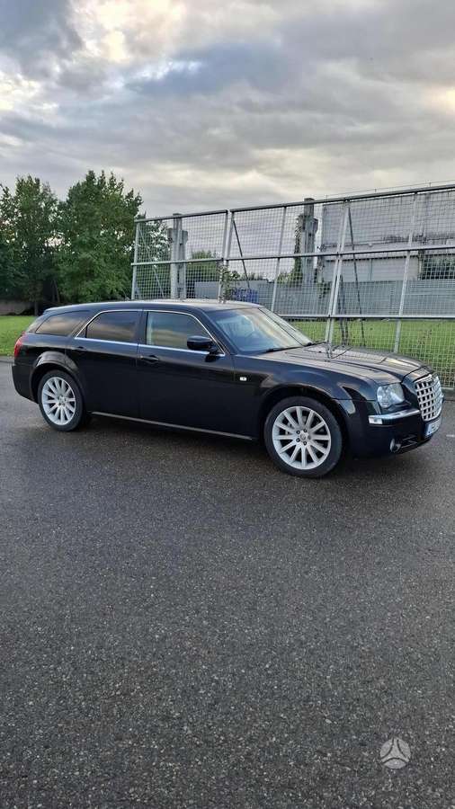Chrysler 300C, 3.0 l., wagon
