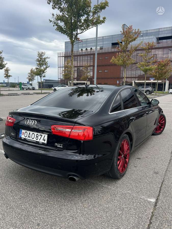 Audi A6, 3.0 l., Седан