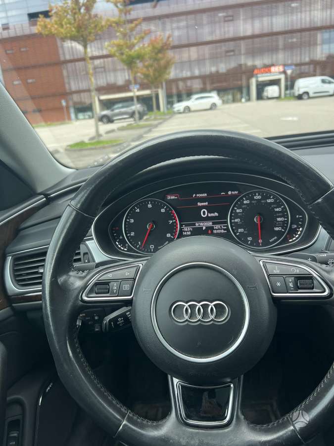 Audi A6 - 8