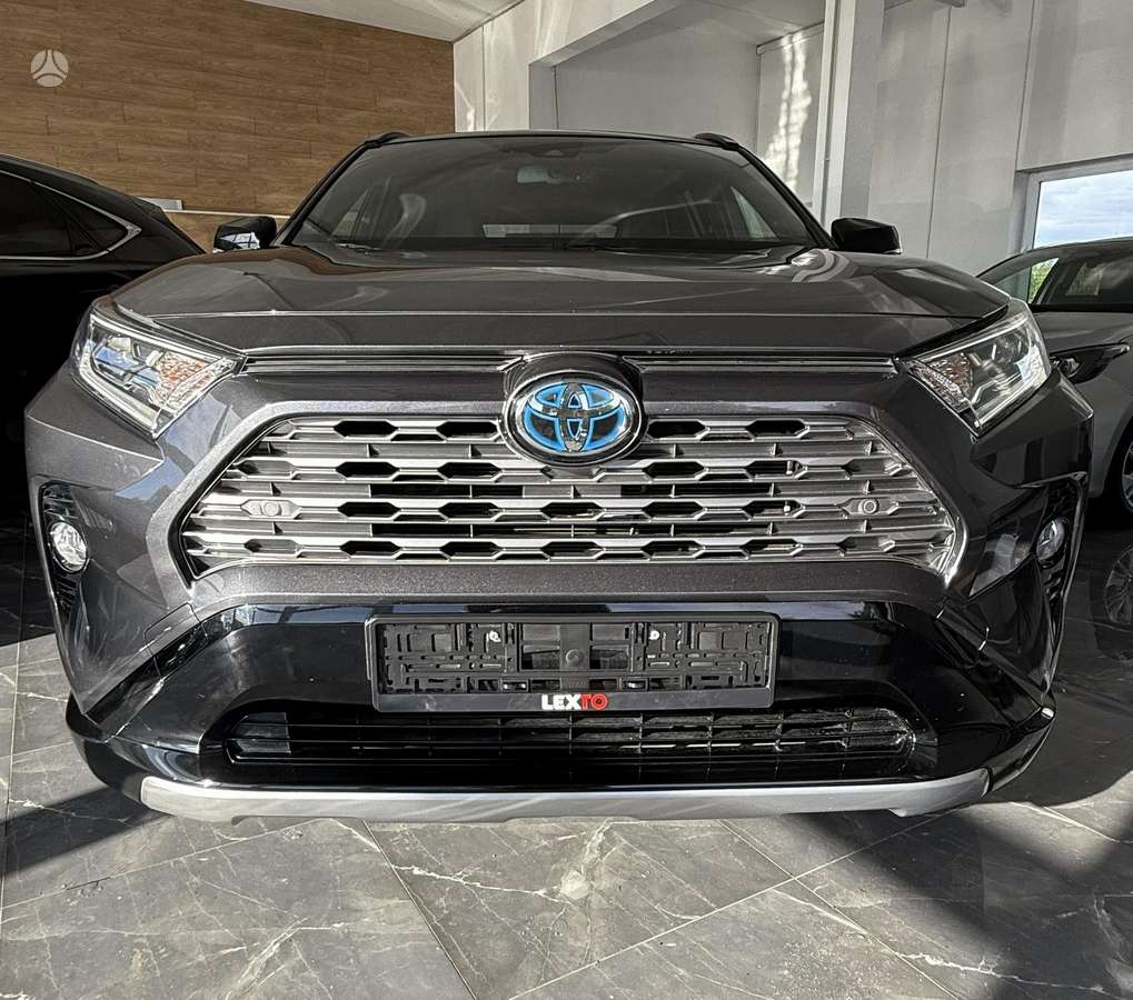 Toyota RAV4 - 5