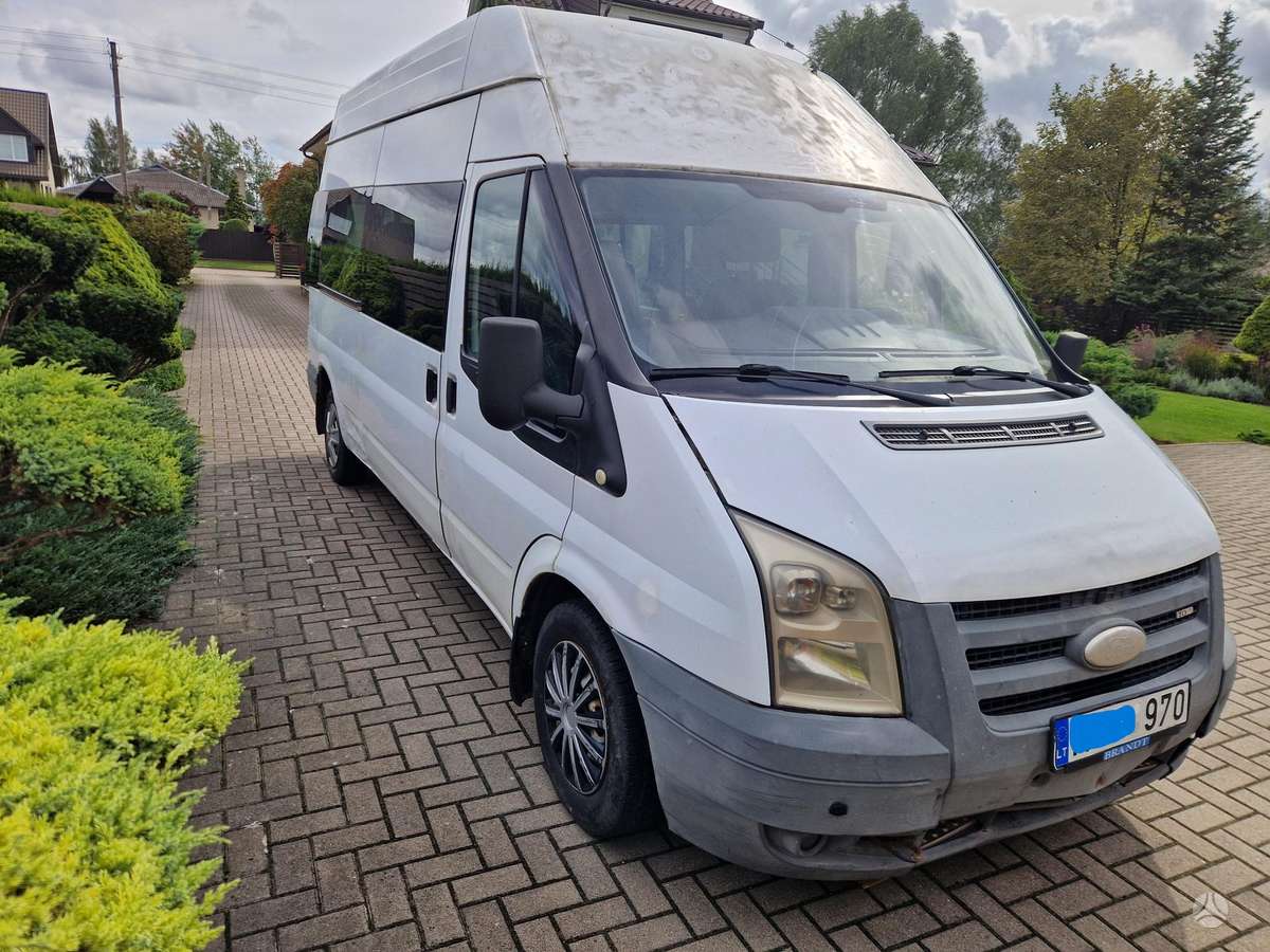 Ford Transit - 1