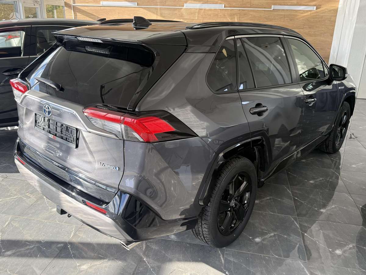 Toyota RAV4 - 3