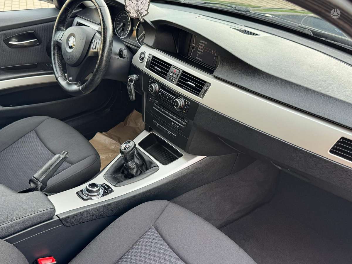 BMW 318 - 8