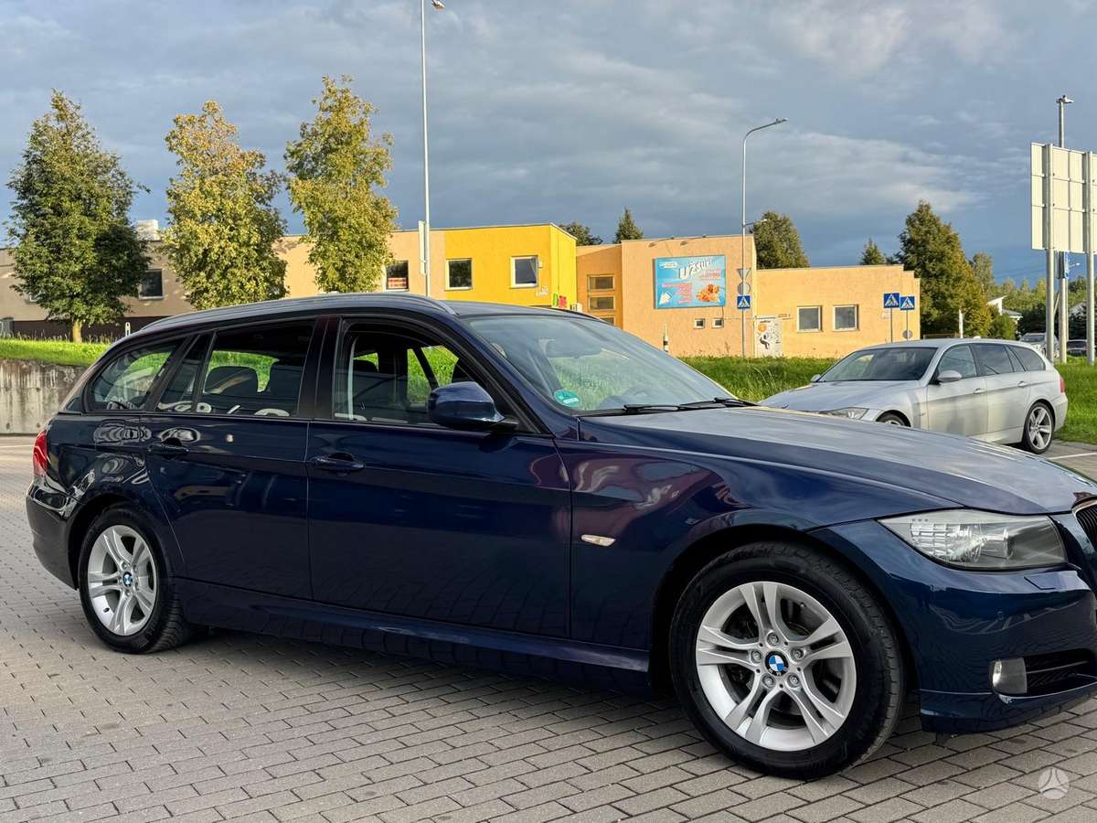BMW 318, 2.0 l., wagon