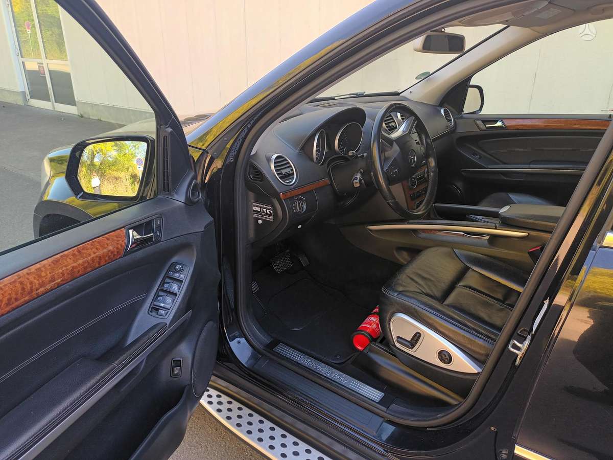 Mercedes-Benz GL320 - 5