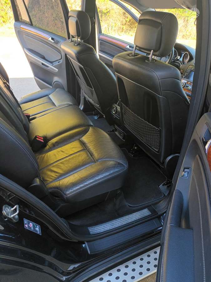 Mercedes-Benz GL320 - 8