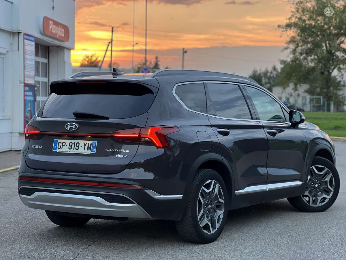 Hyundai Santa Fe - 5