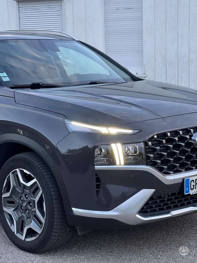 Hyundai Santa Fe - 9