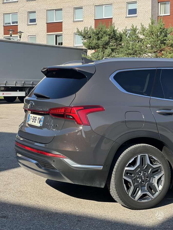 Hyundai Santa Fe - 11