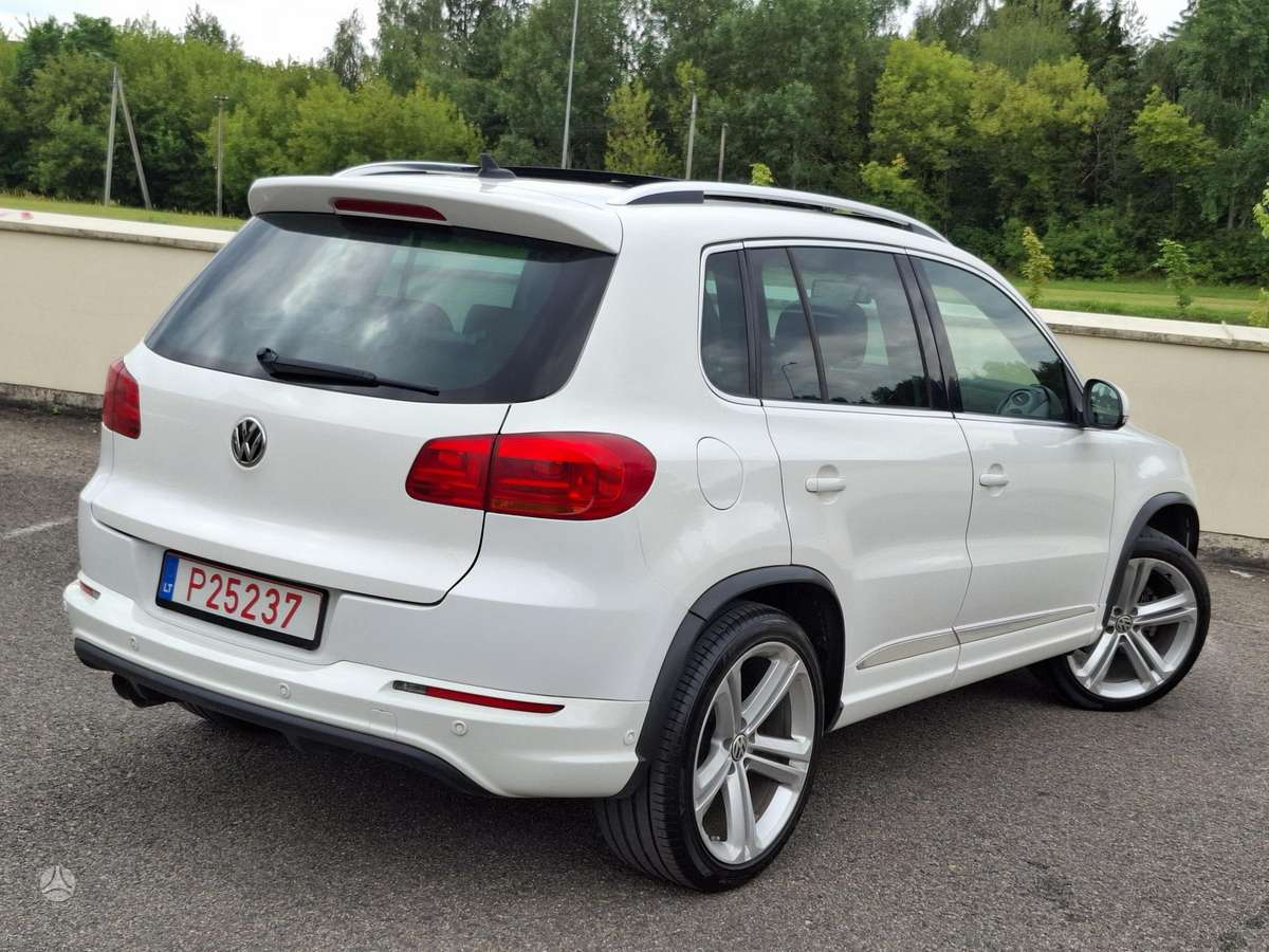 Volkswagen Tiguan - 2