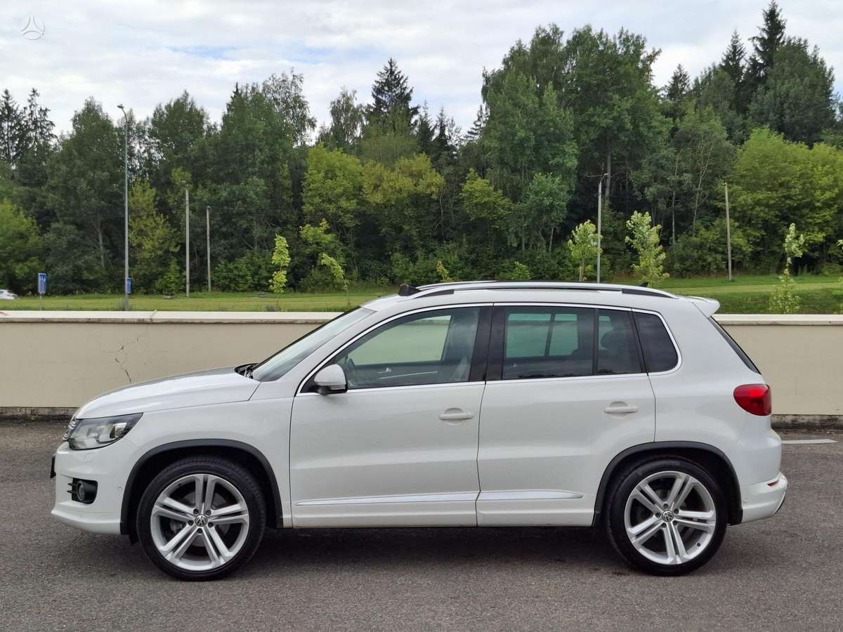 Volkswagen Tiguan - 4