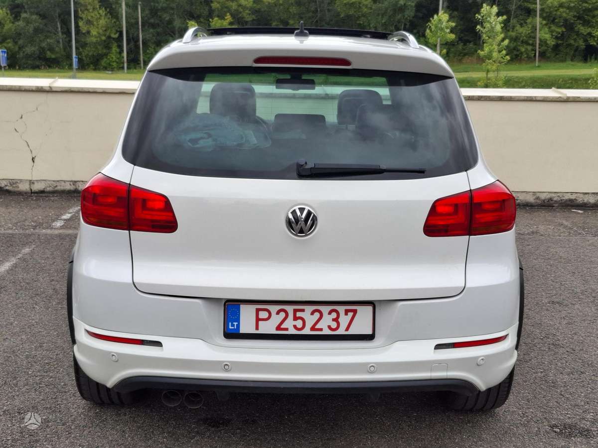 Volkswagen Tiguan - 8
