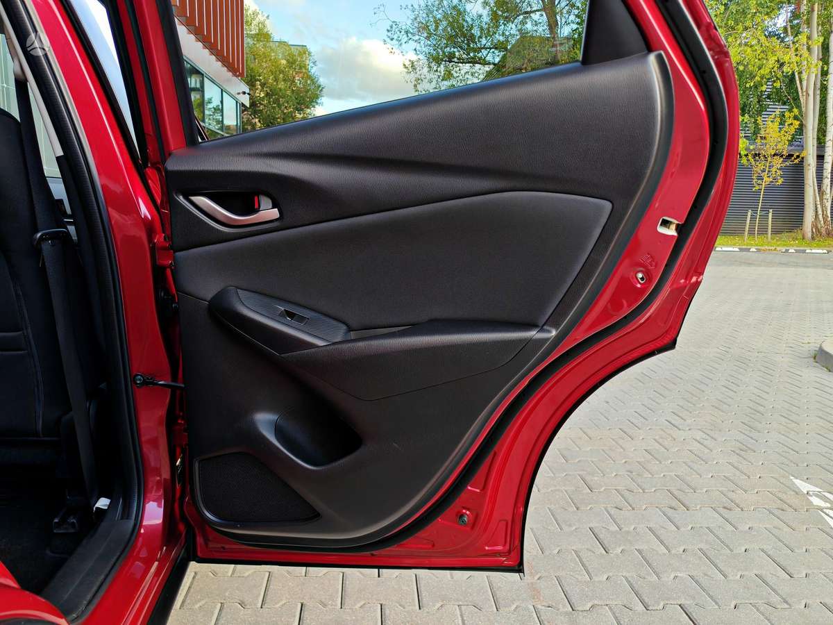 Mazda CX-3, 2.0 l., Внедорожник / Кроссовер