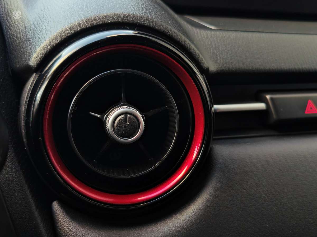 Mazda CX-3, 2.0 l., Внедорожник / Кроссовер