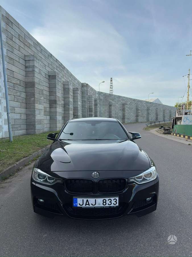 BMW 320 - 4