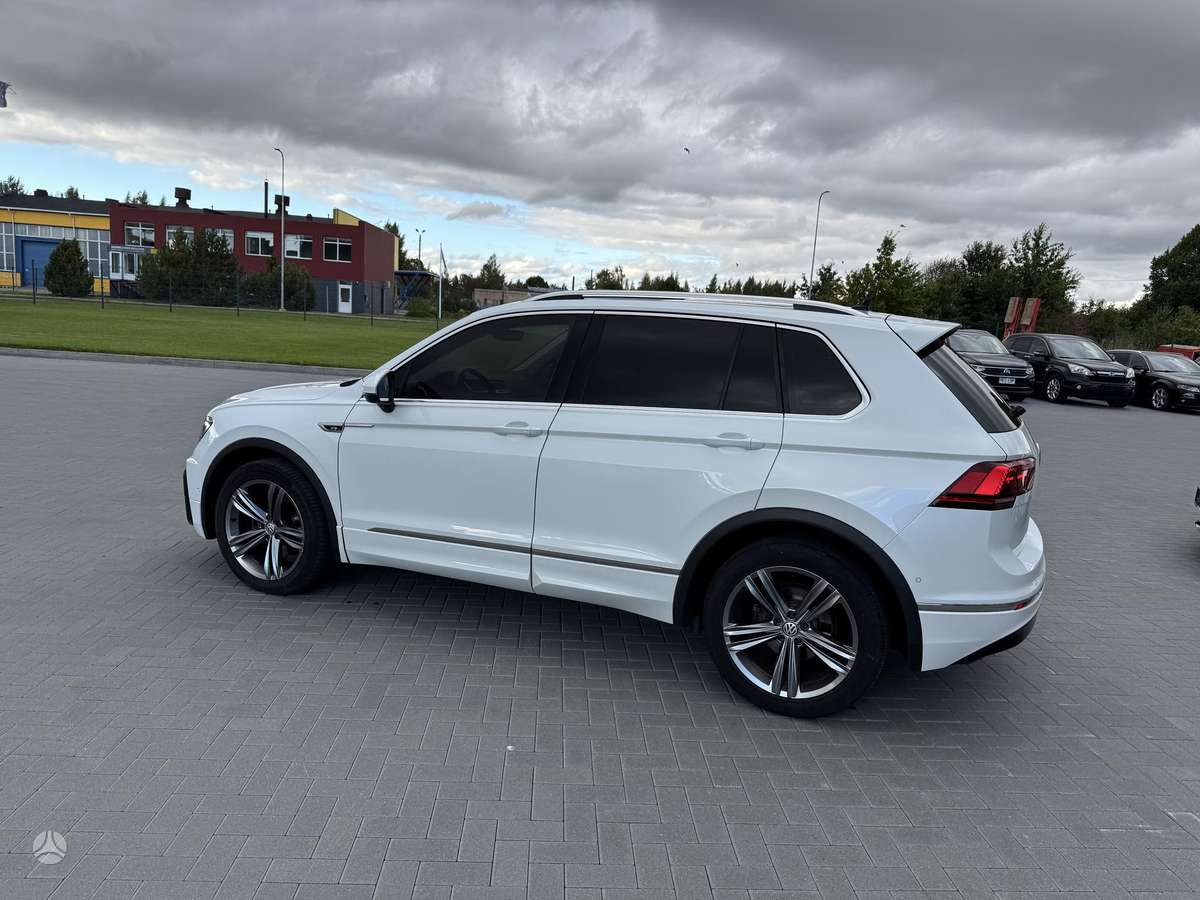 Volkswagen Tiguan - 3